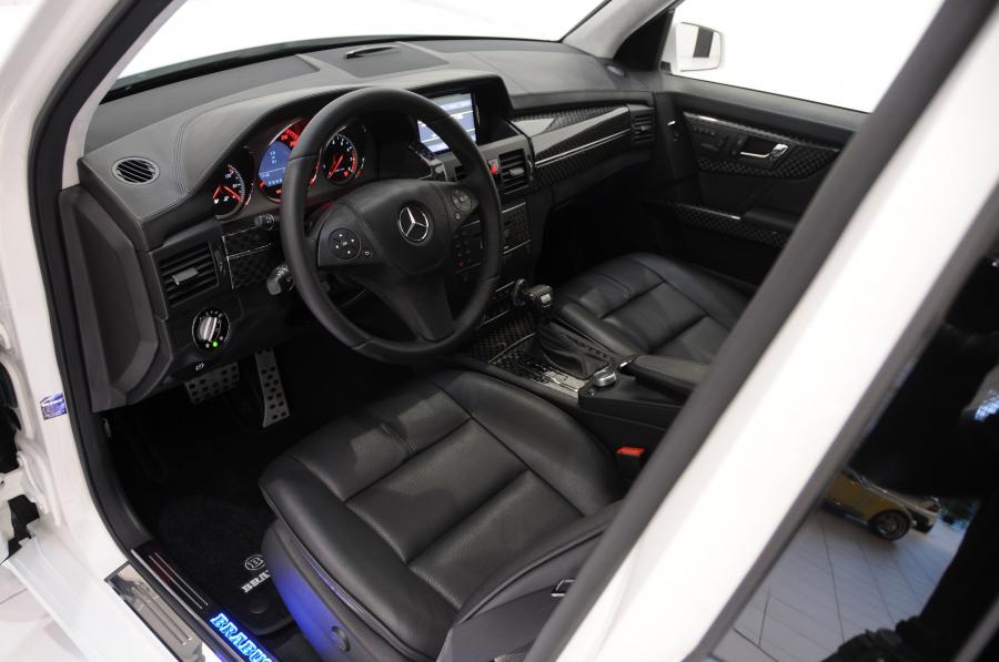  Mercedes-Benz GLK V8 by Brabus 2009 года  (фото 8 из 26)